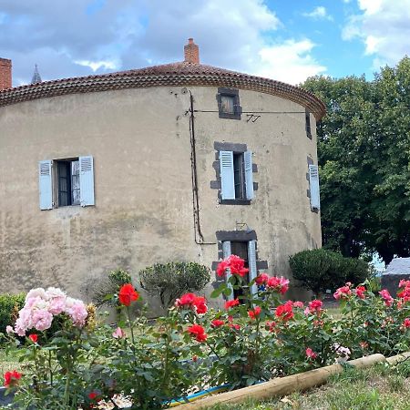Tour Du Chateau De Gondole Le Cendre Exteriér fotografie
