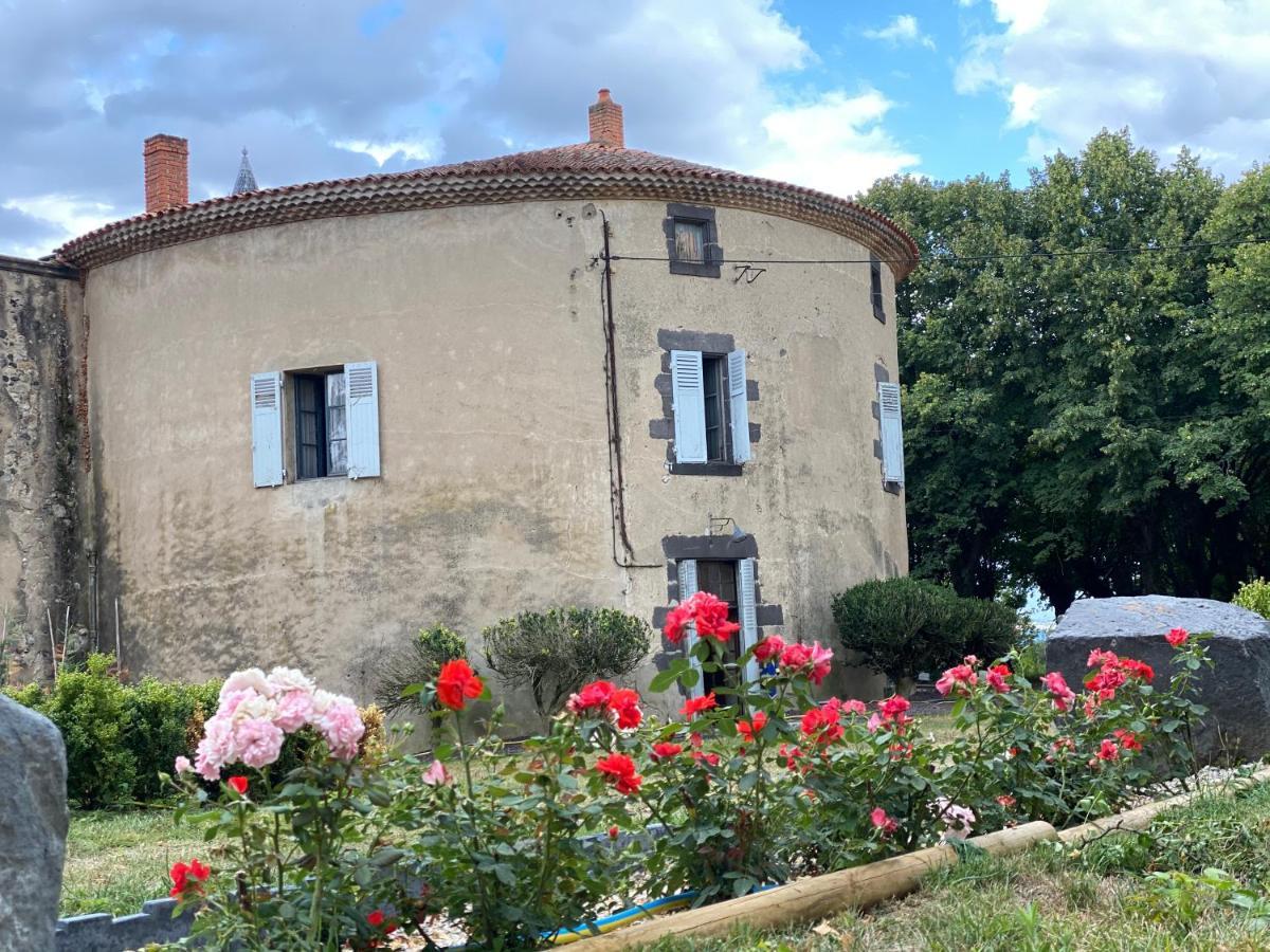 Tour Du Chateau De Gondole Le Cendre Exteriér fotografie